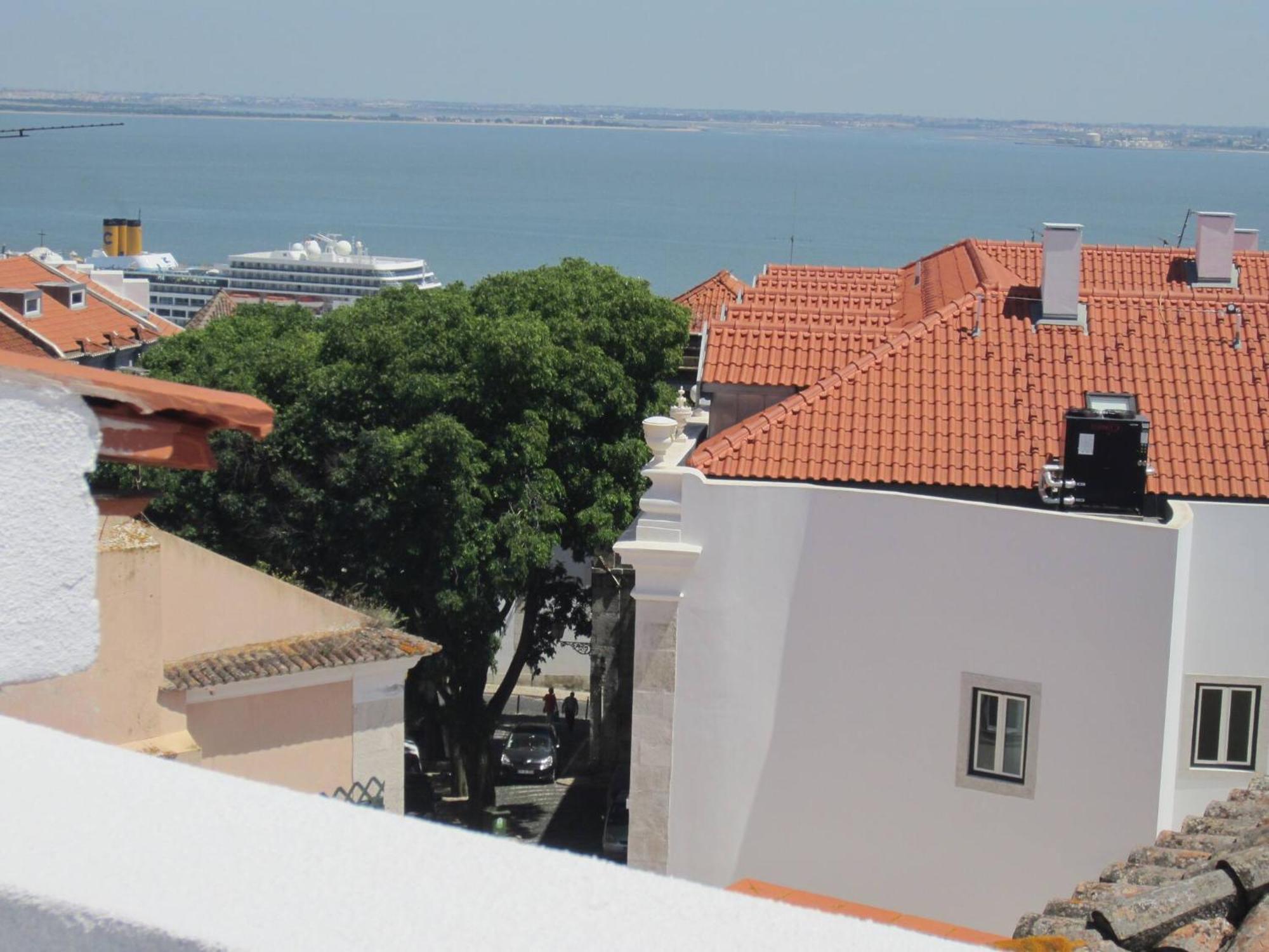 My Lx Flat Castle Alfama Apartments Lisbon Exterior photo